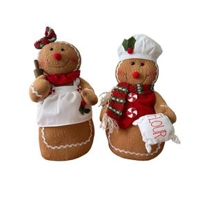 Gingerbread baking couple- 12.5 in- NWT